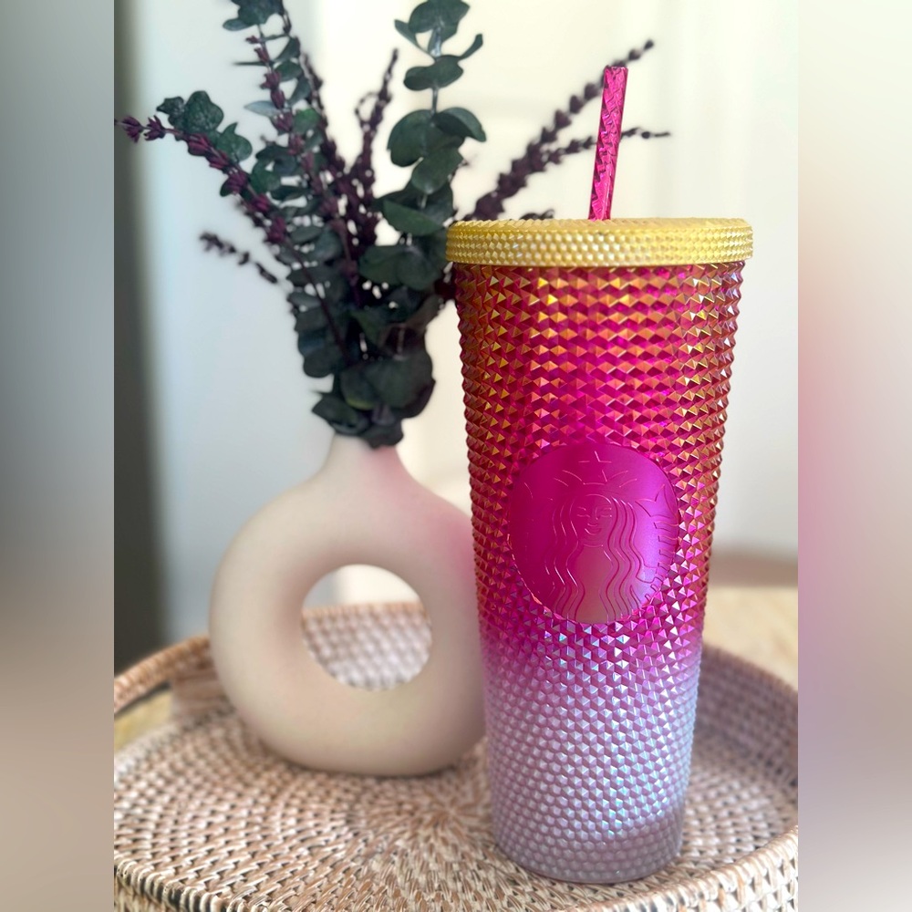 NWT Starbucks 24oz Pink Ombre Studded Tumbler